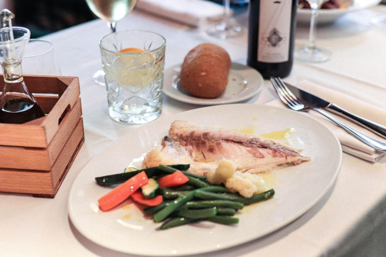 Hotel & Restaurant Marina פלאמוס מראה חיצוני תמונה